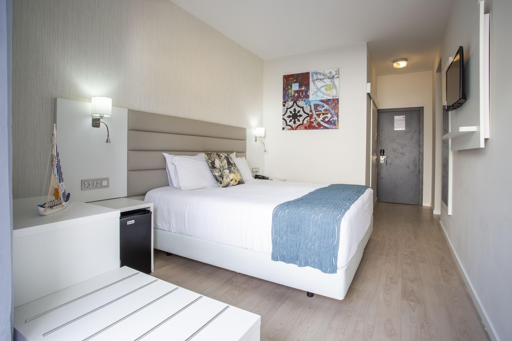 Carvi Hotel 3*